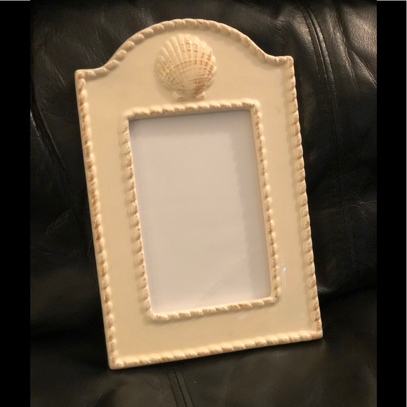Ceramic Shell Picture Frame (4x6) - Picture 1 of 5